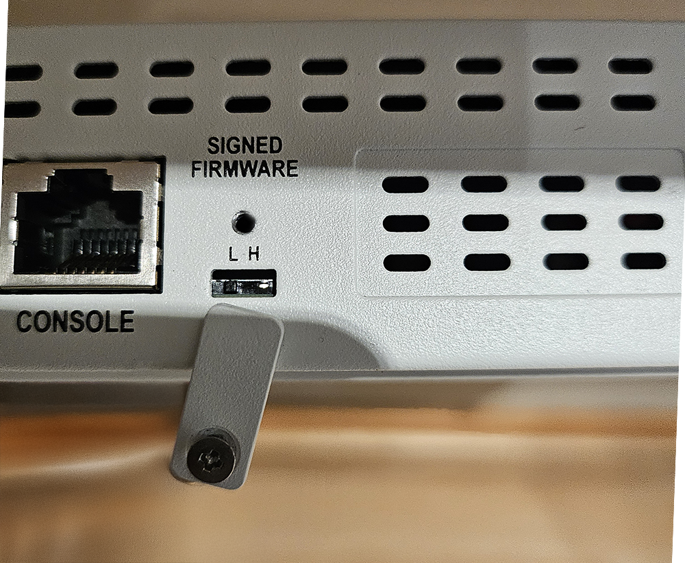 FortiGate 50G Signed Firmware 开关位置